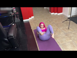 fat girl yoga catches your gaze and lets you fuck her porn fuck